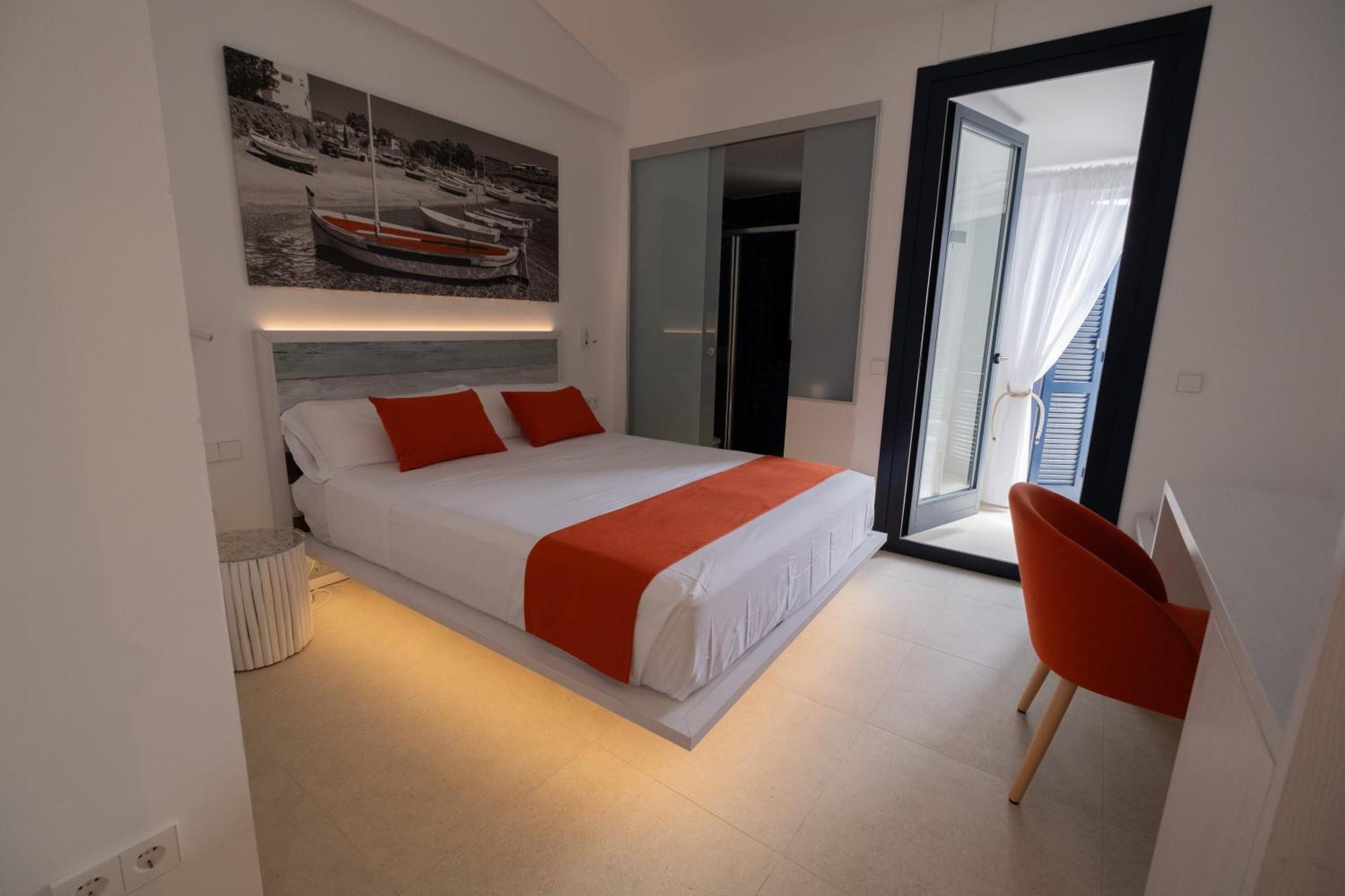 Hotel Boutique Es Blau Cadaques Exterior photo