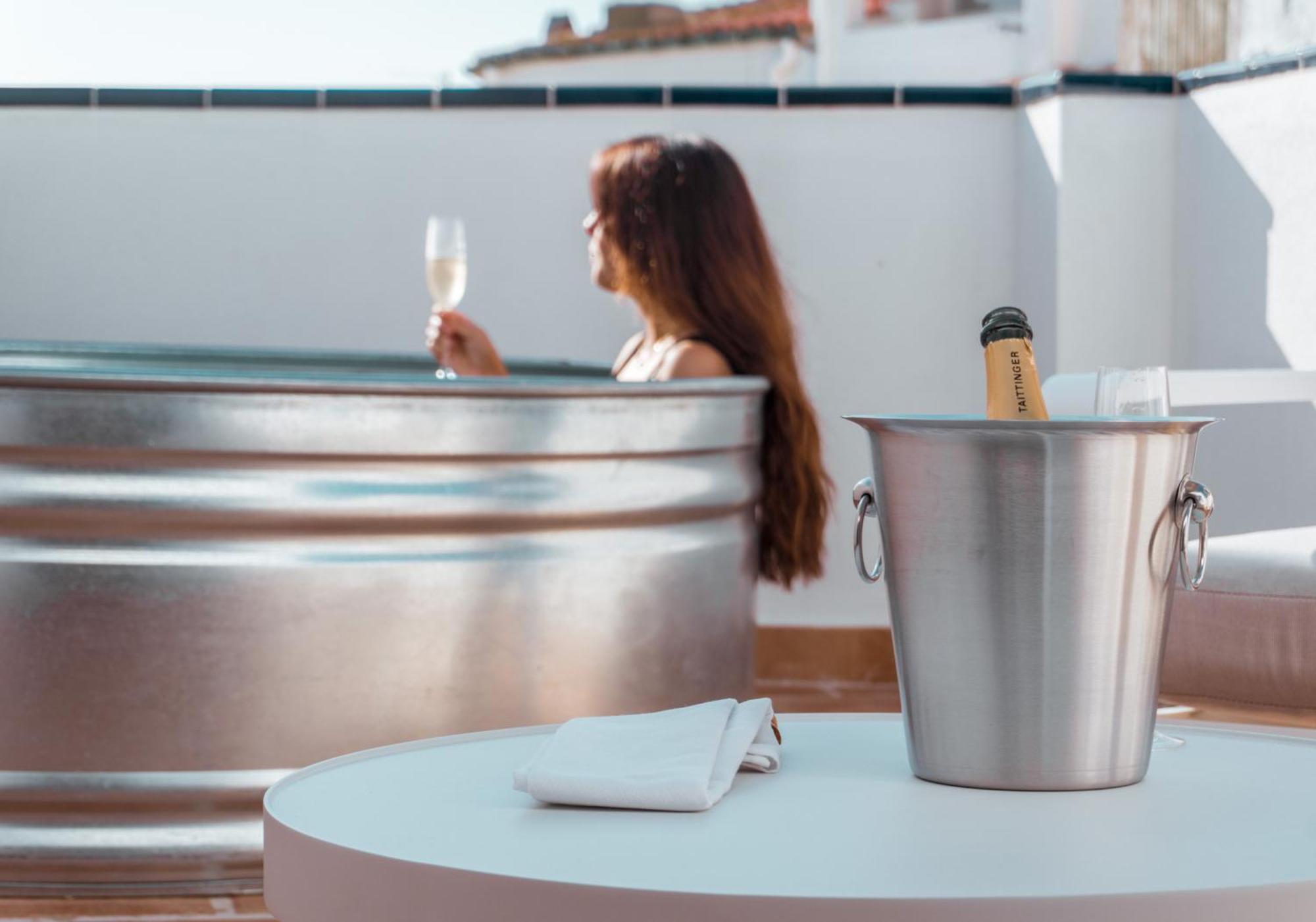 Hotel Boutique Es Blau Cadaques Exterior photo