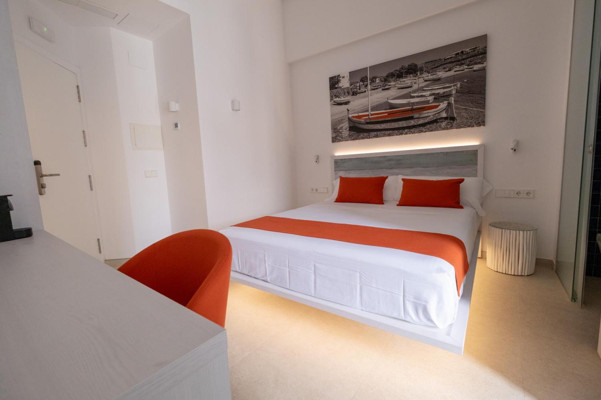Hotel Boutique Es Blau Cadaques Exterior photo