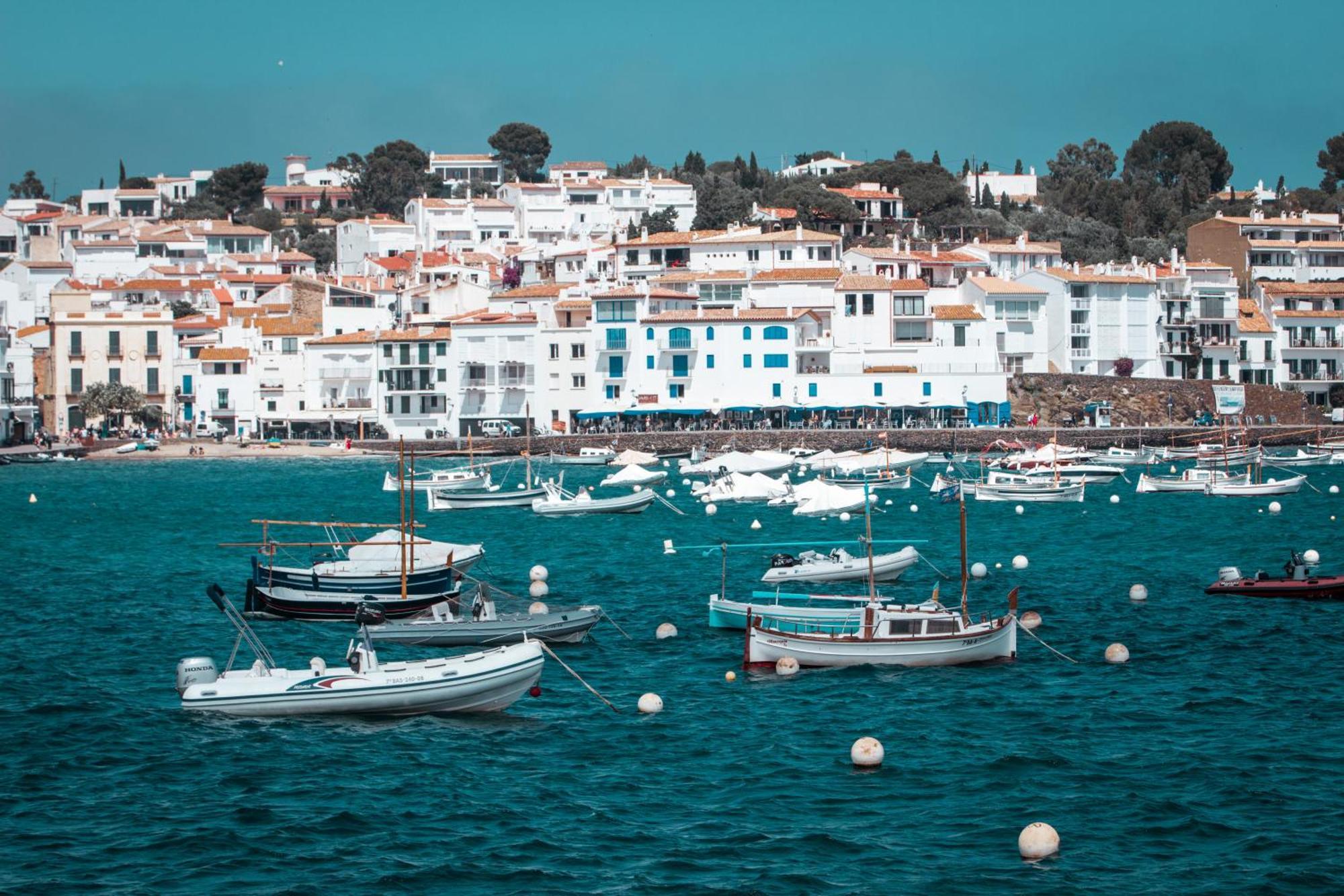 Hotel Boutique Es Blau Cadaques Exterior photo